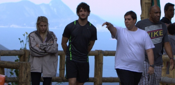 Em meio a recuperação, Pato aproveita para passear pelo Rio com namorada italiana - Delson Silva/AgNews