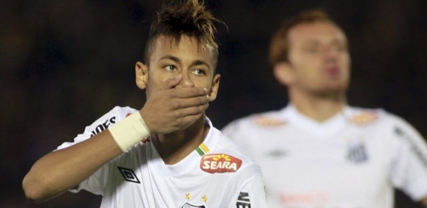 Presidente santista quer ver Neymar e Ganso como dirigentes do Santos no futuro - REUTERS/Pablo La Rosa