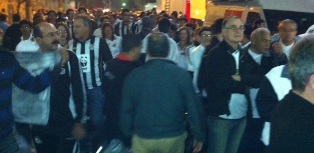 Confusão no portão 20 do Pacaembu durante a final da Libertadores - Thales Calipo/UOL