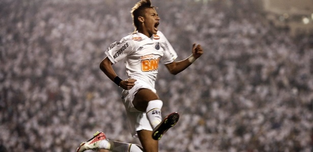 Neymar comemora após abrir o placar para o Santos na vitória sobre o Peñarol - Nacho Doce/Reuters
