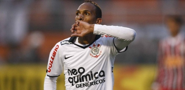 Liédson comemora ao marcar para o Corinthians contra o São Paulo  - Moacyr Lopes Junior/Folhapress
