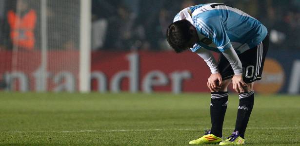 Messi está sendo cobrado pelo fraco desempenho da Argentina na Copa América - Fernando Vergara/Ap Photo