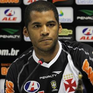 Renato Silva: "Jogamos uma vitória fora" - Site oficial do Vasco