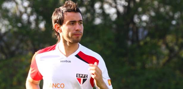 Cañete só jogou duas partidas com a camisa do São Paulo desde que chegou - Luiz Pires/VIPCOMM