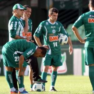 Muita conversa é a arma do técnico Marcelo Oliveira para manter time mobilizado no Brasileiro - Divulgação/Coritiba 