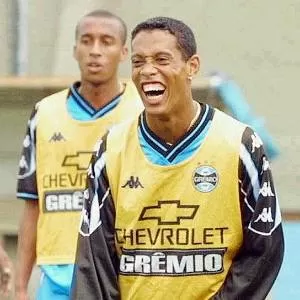 O último 10 - Ronaldinho Gaúcho - Mesa de Bar do Grêmio