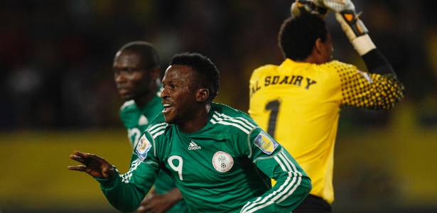 Kayode comemora gol da Nigéria, que escapou de enfrentar o Brasil na próxima fase