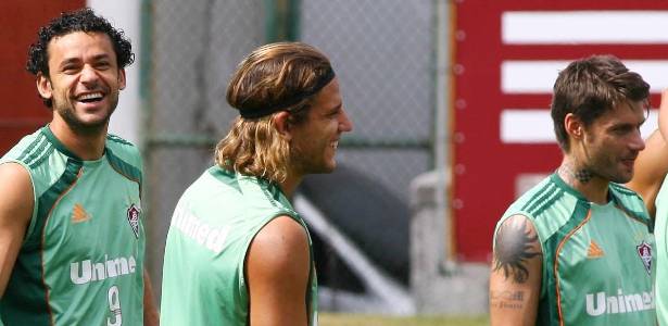 Rafael Moura treinou como titular ao lado de Fred, mas Sóbis pode começar jogando  - Photocamera