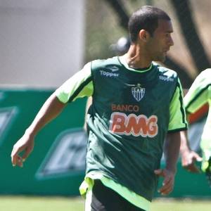 Apesar de ter chegado ao clube na semana passada, volante Pierre entra no clima do clássico  - Bruno Cantini/site oficial do Atlético-MG