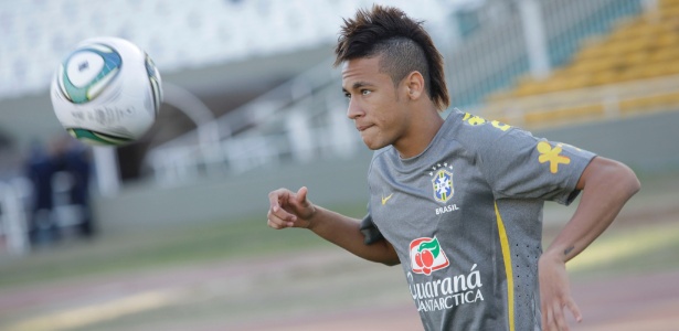 Ronaldinho, Neymar (foto) e Leandro Damião devem formar o trio de ataque da seleção - Mowa Press/Divulgação