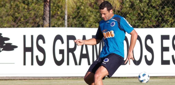 Em busca de vaga, Bobô lembra que dupla de ataque do Cruzeiro está indefinida - Washington Alves/Vipcomm