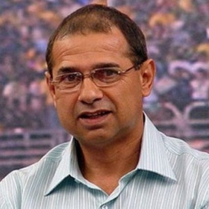 O apresentador de TV e ex-árbitro de futebol Oscar Roberto Godói - Folha Imagem