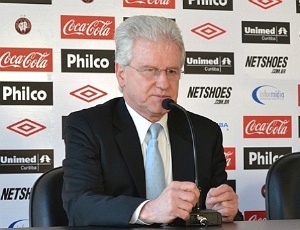 Marcos Malucelli, presidente do Atlético-PR, voltou a criticar realização da Copa na Arena