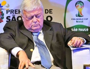 Ricardo Teixeira não está fora da Fifa ou do COL, segundo Rodrigo Paiva; Blatter disse o contrário