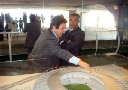 Romário visita obras do Maracanã, critica governo e diz que estádio não é mais o mesmo - UOL Esporte