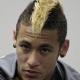 Neymar exibe nova versão de seu famoso corte de cabelo moicano - AP Photo/Nelson Antoine