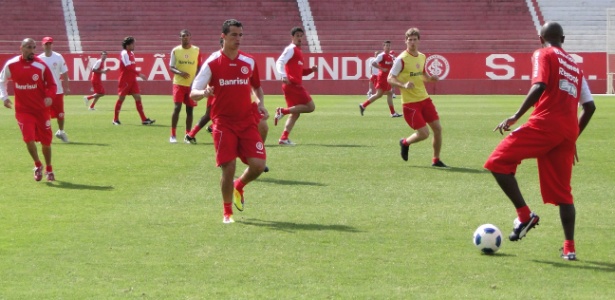 Jogadores do Inter participaram de um descontraído recreativo na manhã deste sábado