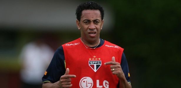 Ex-lateral Júnior conquistou muitos títulos pelo São Paulo e destaca trabalho de Muricy - Fernando Santos/Folhapress