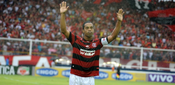 Ronaldinho Gaúcho resolveu o imbróglio com a diretoria e permanecerá no Flamengo - Alexandre Vidal/Fla Imagem