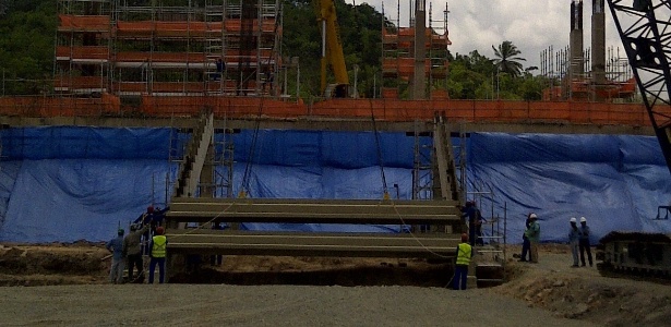 Primeiros lances de arquibancadas são instalados na Arena Pernambuco