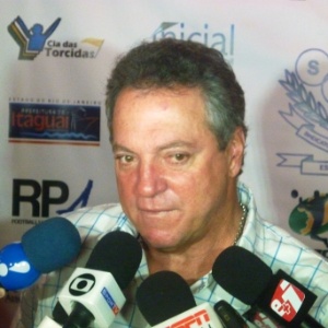 Abel Braga poderá mesclar experiência e juventude no elenco do Fluminense em 2012 - Bernardo Gentile/UOL Esporte