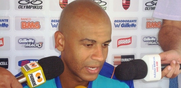 Alex Silva passou a ser alvo do Santos após externar a insatisfação no Flamengo  - Pedro Ivo Almeida/ UOL Esporte