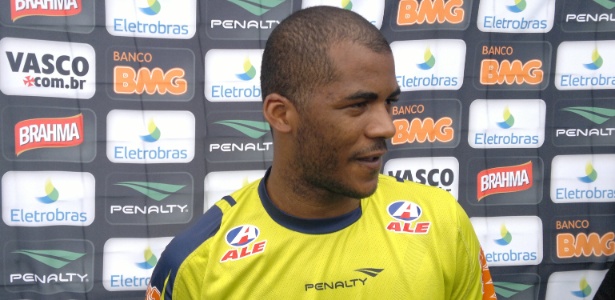 R. Silva foi bem na vitória do Vasco, por 2 a 0, sobre o Americano, na Taça Guanabara - Vinicius Castro/ UOL Esporte