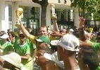 Mais de duas mil pessoas protestam contra a FIFA por mais um jogo da Copa no Maracanã - Bernardo Gentile/UOL