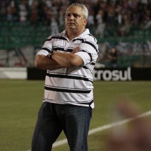 Técnico do Figueirense, Branco promoverá testes no jogo deste domingo, diante do Brusque