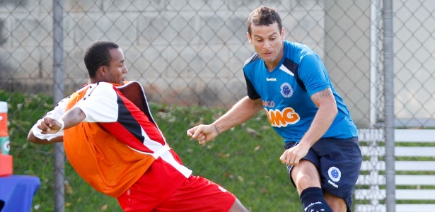 Atacante bobô foi o artilheiro do jogo-treino com cinco gols marcados - Washington Alves/Vipcomm