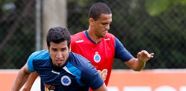 Zagueiro Victorino está liberado do treino desta 4ª feira para se recuperar do acidente - Washington Alves/Vipcomm