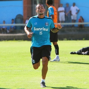 Léo Gago acredita que espírito decisivo pode ajudar o Grêmio a ser campeão da Copa do Brasil 2012 - Lucas Uebel/Grêmio FBPA