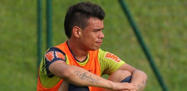 Bernardo alegou não ter condições psicológicas para treinar sem receber salários - Marcelo Sadio/ Site oficial do Vasco