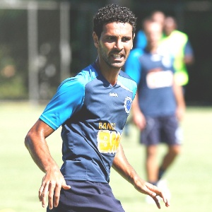 Leandro Guerreiro é um dos seis volantes à disposição de Celso Roth para o jogo com o Inter - Washington Alves/Vipcomm