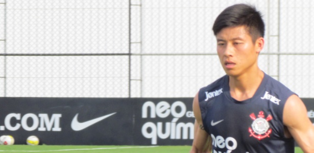 O chinês Zizao pode ser relacionado pela primeira vez desde que chegou ao clube - Danilo Lavieri/UOL Esporte