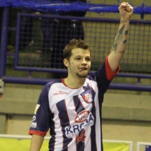 Em partida movimentada, Joinville conquistou a sua quinta vitória consecutiva na Liga Futsal - Beto Costa/CBFS