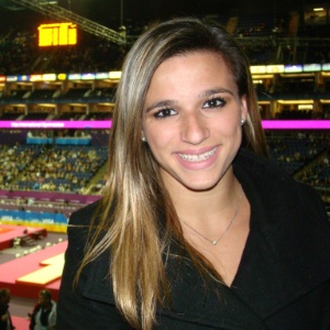 Jade Barbosa entrou em atrito com a CBG por conta de um contrato; a ginasta pode não ir a Londres