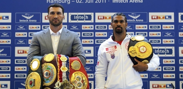 Wladimir e Haye põe em disputa três dos quatro cinturões mais importantes do boxe - REUTERS/Fabian Bimmer