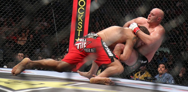 Pezão, hoje no UFC, foi o último brasileiro que derrotou Fedor Emilianenko - Divulgação