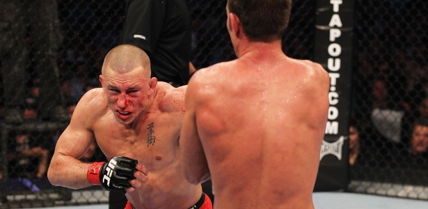 GSP em luta contra Shields; campeão se lesionou e não estará no UFC 137 - UFC/Divulgação