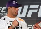 Mestre de caratê de Vitor Belfort promete novidades para o UFC Rio