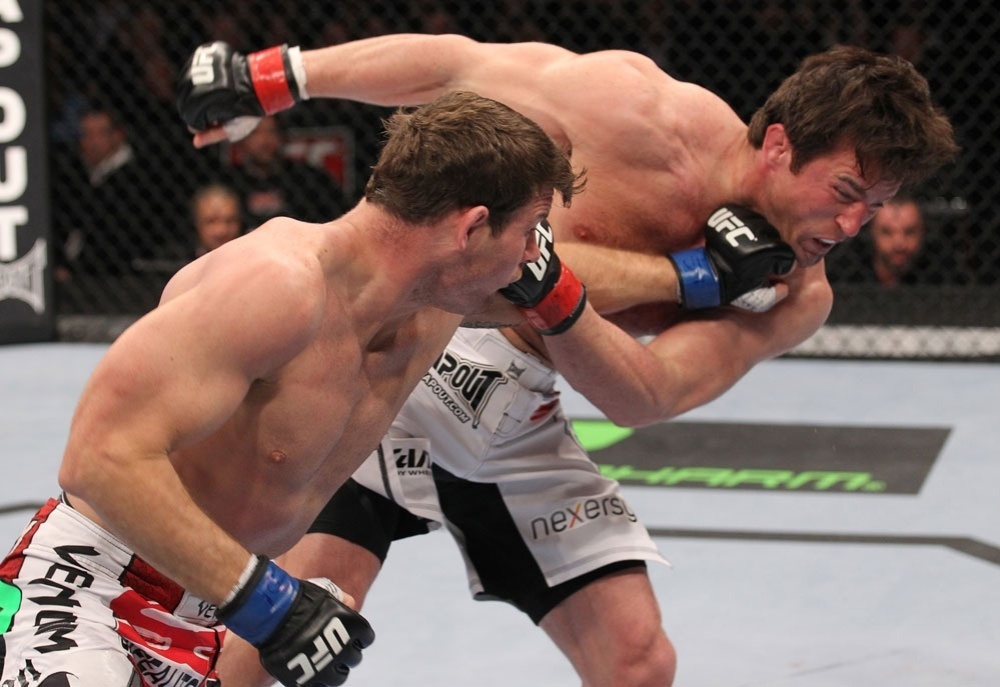 Chael Sonnen sofre para vencer Michael Bisping no UFC on FOX 2, em Chicago