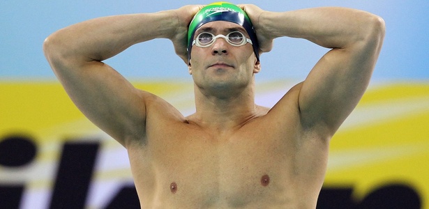 Nadador Nicholas Santos pode perder a vaga no Pan por compor apenas revezamento