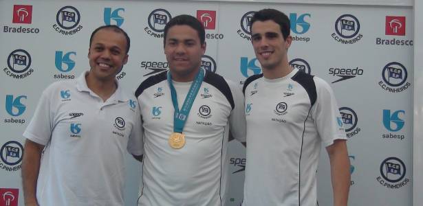 Arilson Silva, Felipe França e Bruno Fratus recebem a imprensa no Pinheiros - Roberta Nomura/UOL
