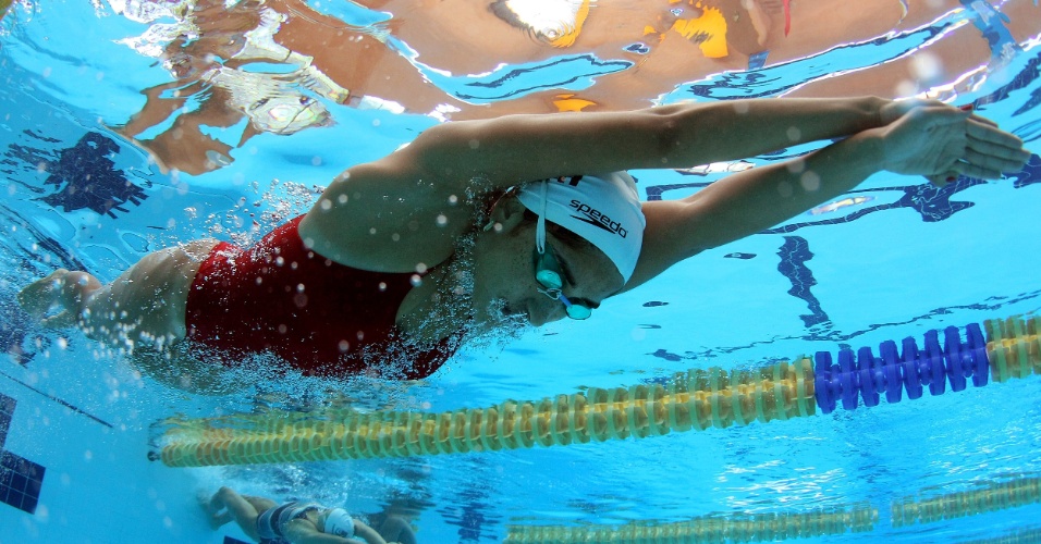 Daynara de Paula durante treinamento dos nadadores brasileiros no CT de La Loma, no México