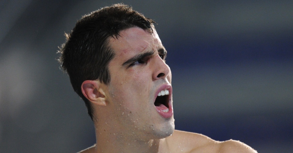 Bruno Fratus reage após ficar fora da final dos 100 m livre nos Jogos Pan-Americanos de Guadalajara (16/10/2011)