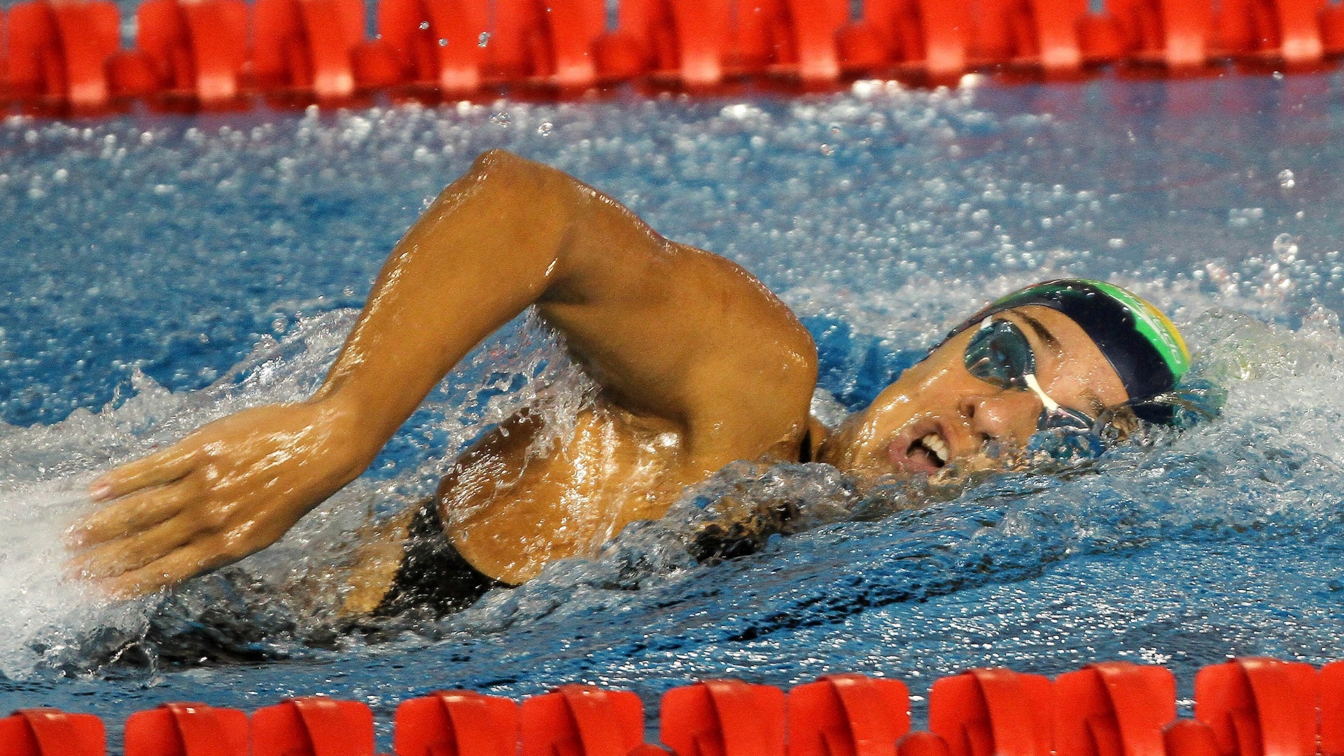 Joanna Maranhão nadou os 400m livre e se classificou para a final (17/10/2011)