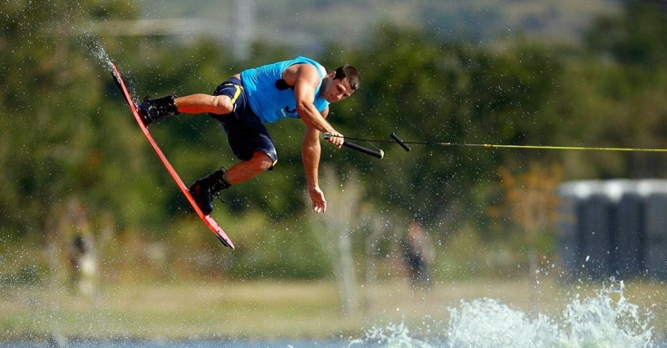 Marcelo Giardi, o Marreco, terminou as semifinais do wakeboard com a terceira melhor nota, 75,66 (20/10/2011) 