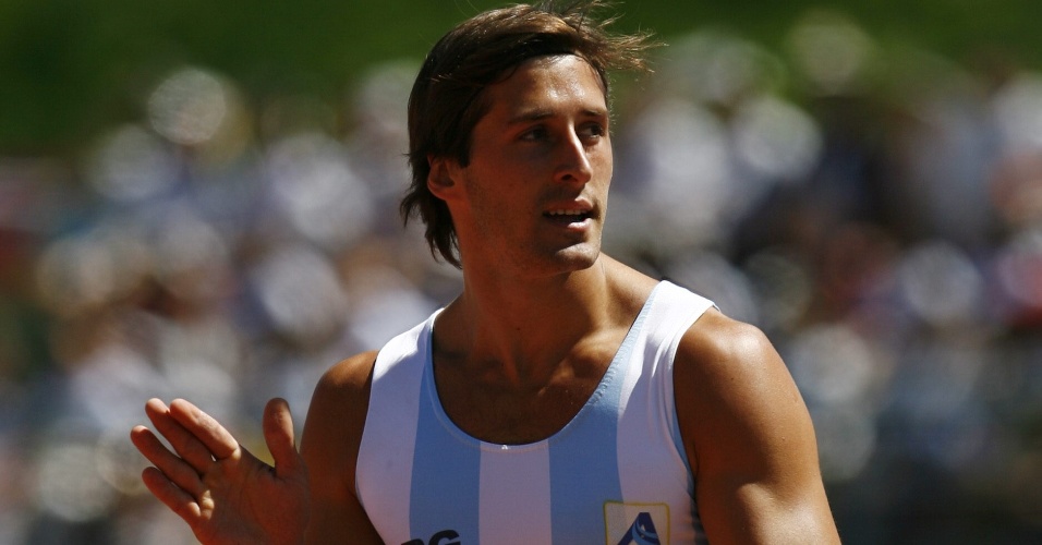 O argentino Roman Gastaldi durante a competição de decatlo no Pan-2011 (24/10/2011)