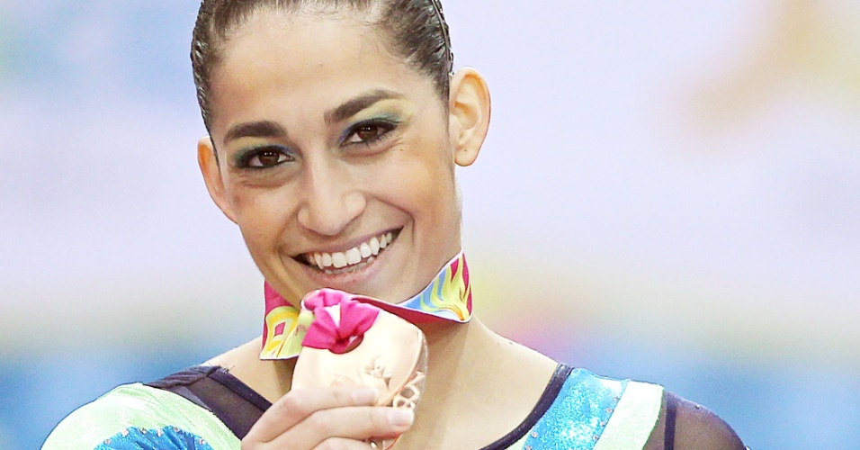 Daniele Hypolito conquista a medalha de bronze na trave nas finais por aparelhos da ginástica artística no Pan-2011